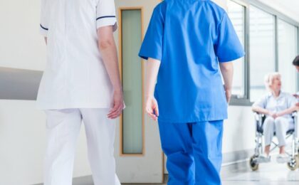 Réaliser la formation aide-soignante en 6 mois quand on a un bac pro ASSP, SAPAT, DEAES, DEAP ou ARM